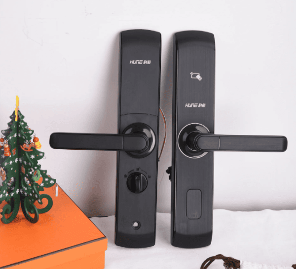 Unprecedented Security and Style: Hotel Room Smart Door Lock | Upgrade Your Hotel Room and Get the Latest in Security and Style - Image 5